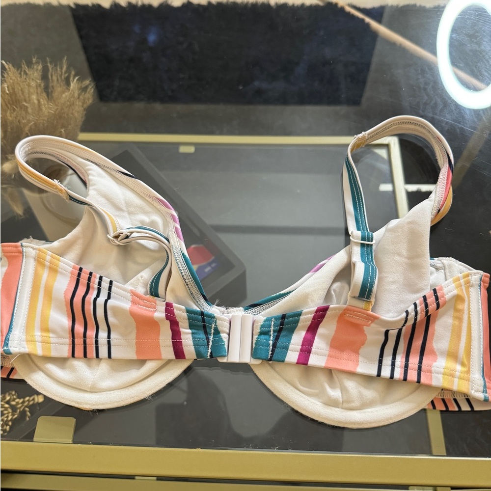 ASOS bikini top - Picture 2 of 2